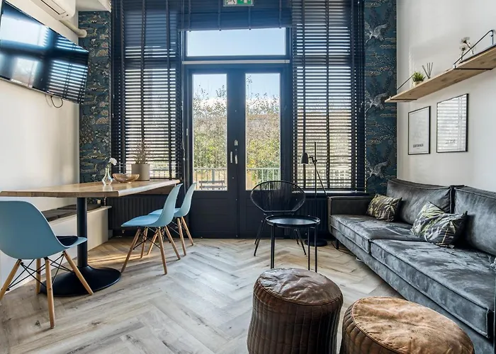 Hosted By Wendy Willem 2 Apartman Hága