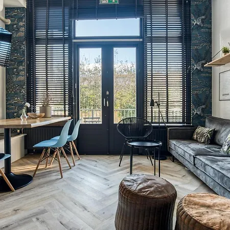 Hosted By Wendy Willem 2 아파트 헤이그